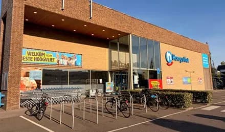 Physical store image