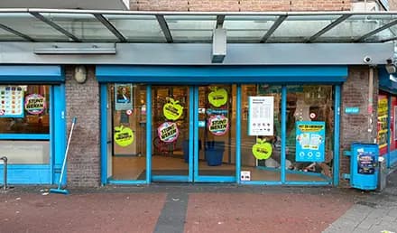 Physical store image