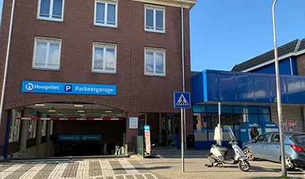Physical store image