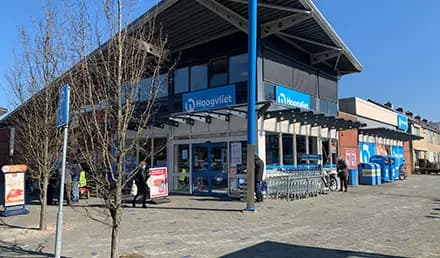 Physical store image