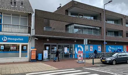 Physical store image