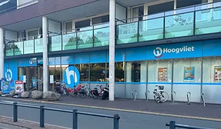 Physical store image