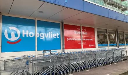 Physical store image
