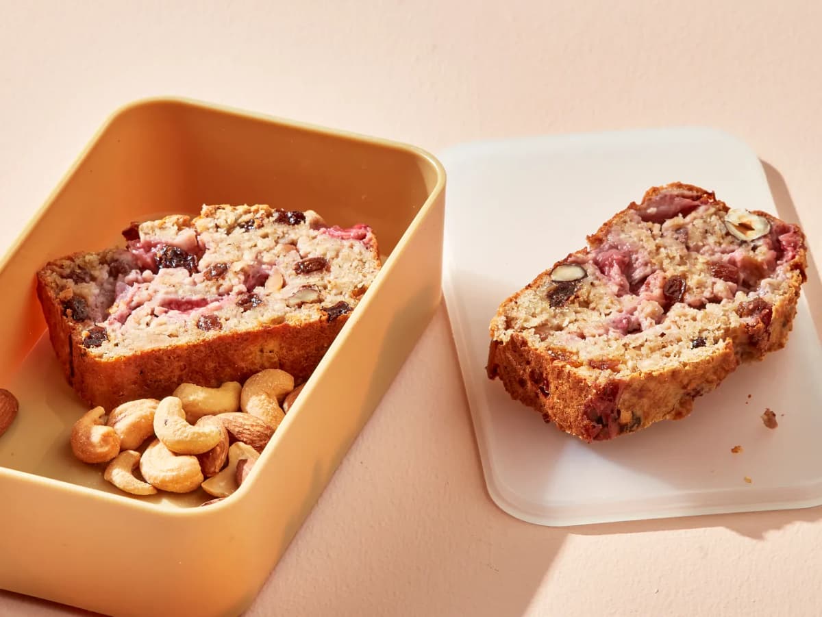 Havermoutbrood met aardbeien