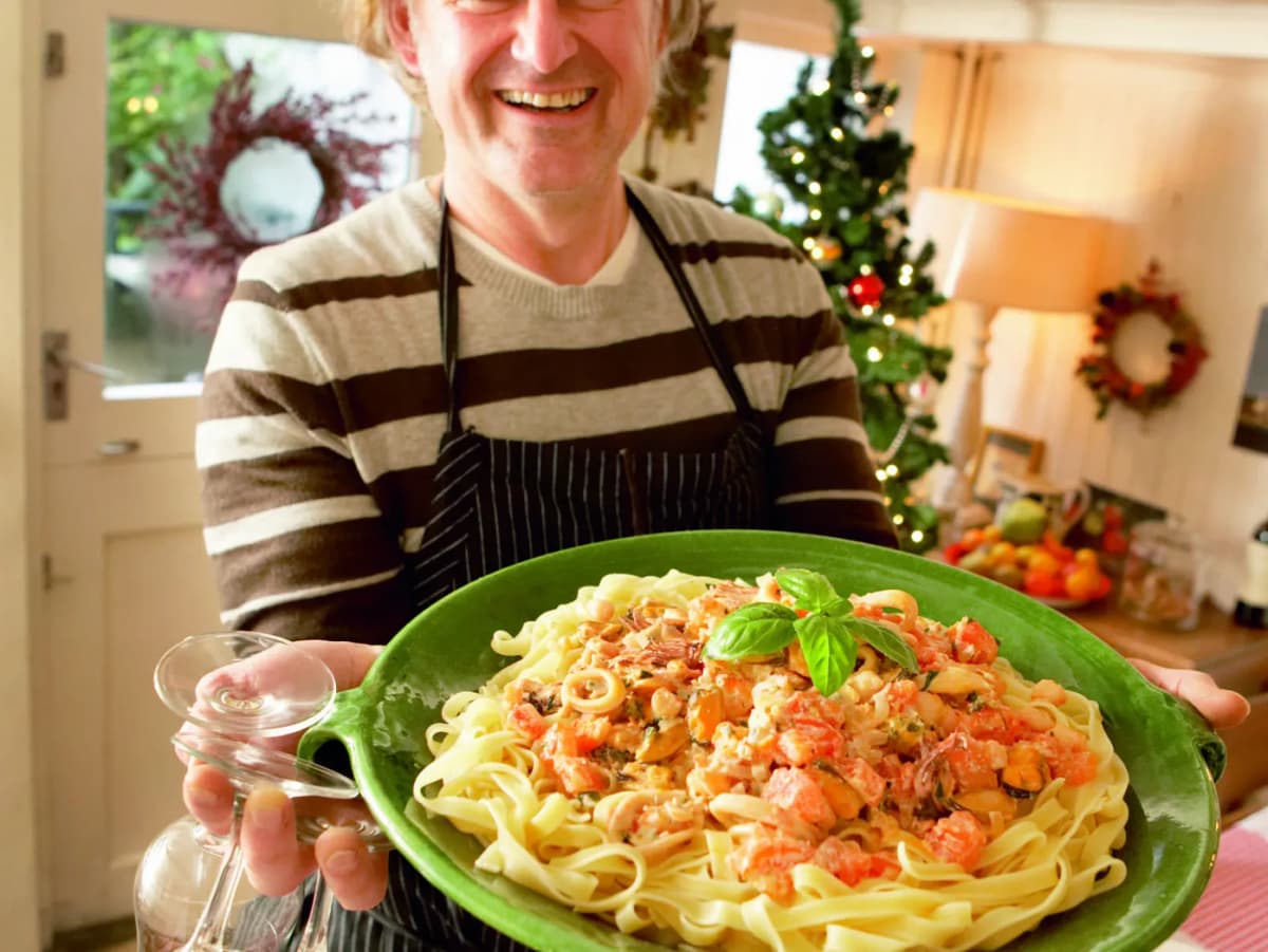 Zeevruchten in Italiaanse kruiden-roomsaus