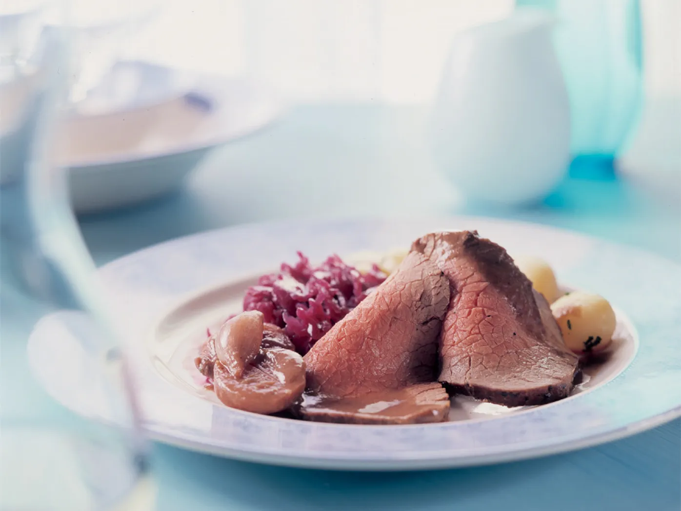 Gebraden rosbief met mosterdsaus