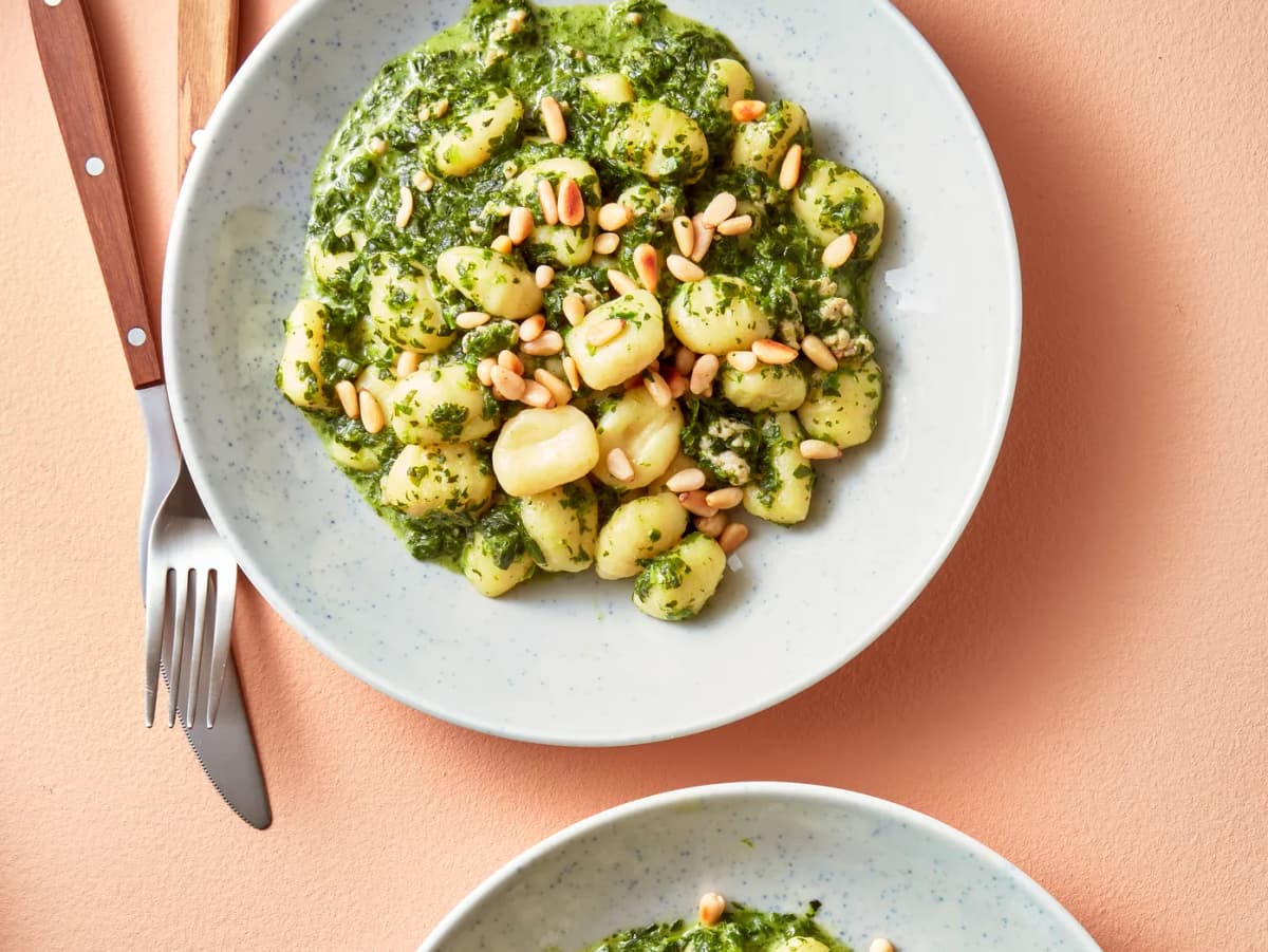 Romige gnocchi met spinazie à la crème en kip