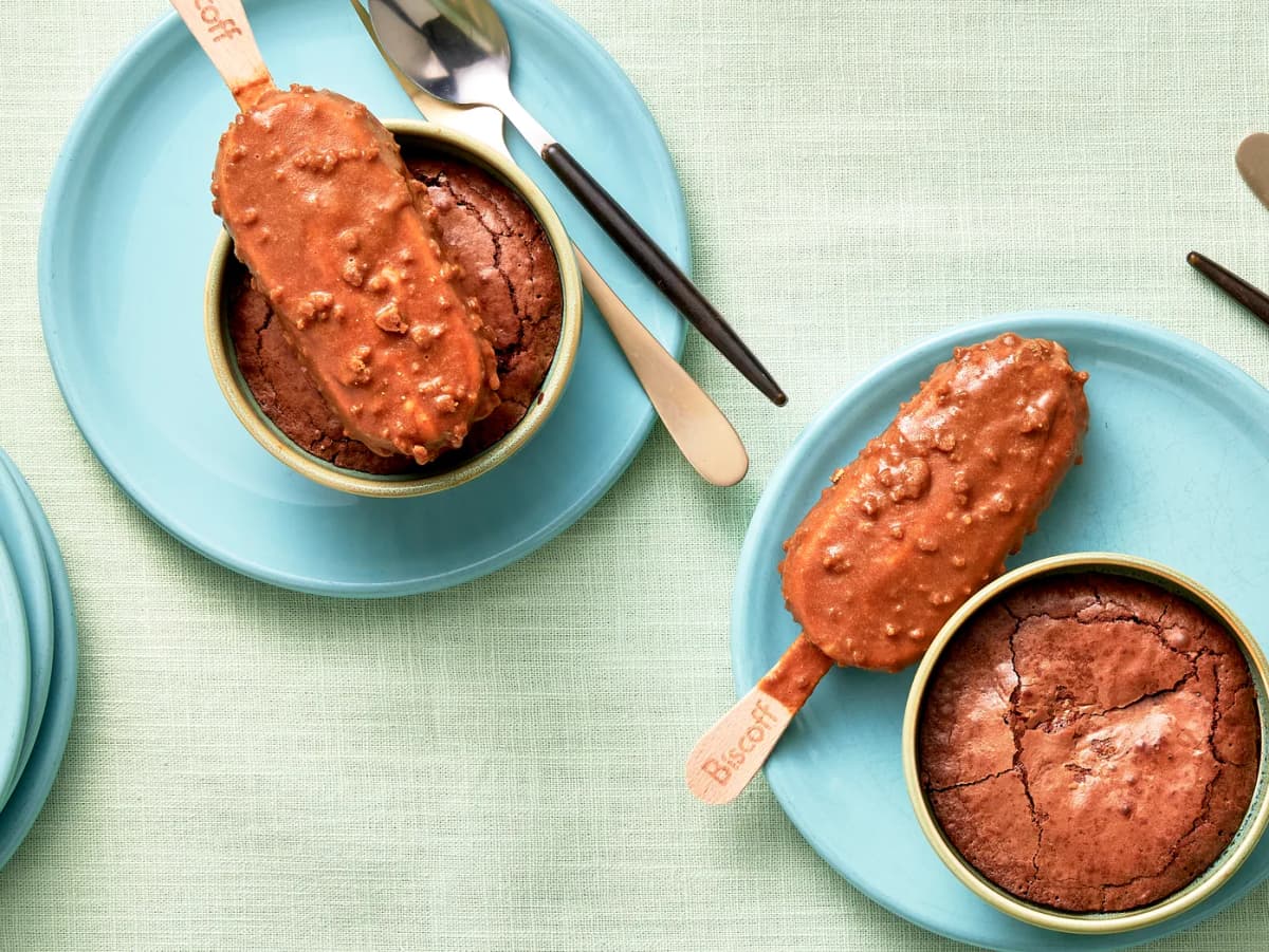 Chocoladecake met speculoos-ijsstick
